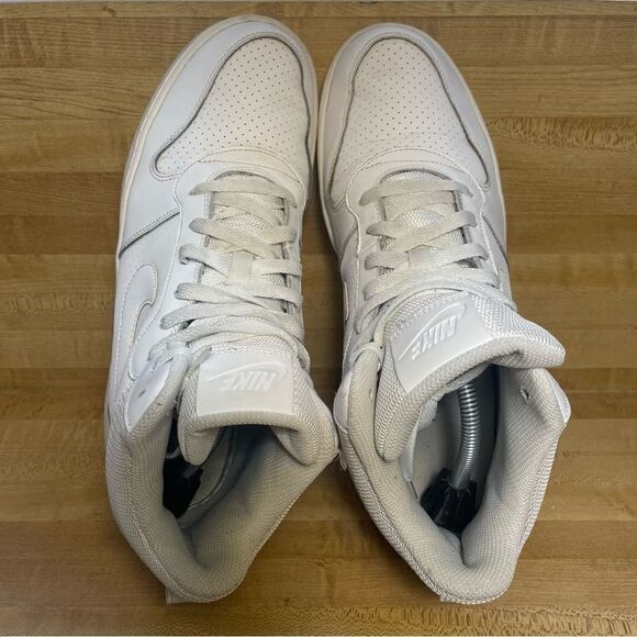 NIKE COURT BOROUGH MID 838938-111  MENS SIZE 11.5 WHITE LEATHER - Picture 7 of 7